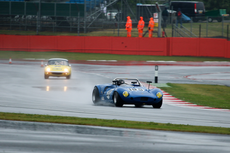 Illustration for article titled Ogle At The Best Cars Racing At The Silverstone Classic